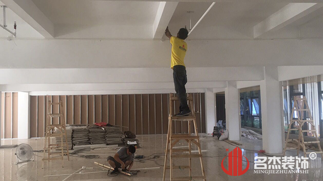 °ì¹«ÊÒ×°ÐÞ